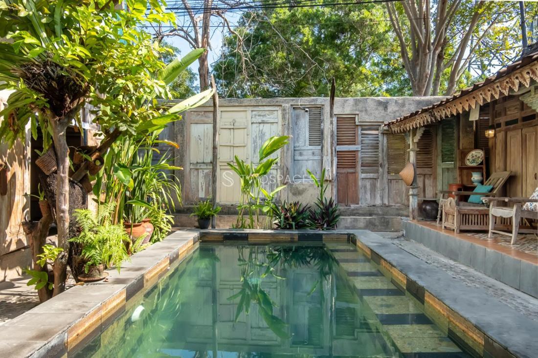 Kayu Beach Villa By Twospaces, Nusa Dua Beach Exterior photo